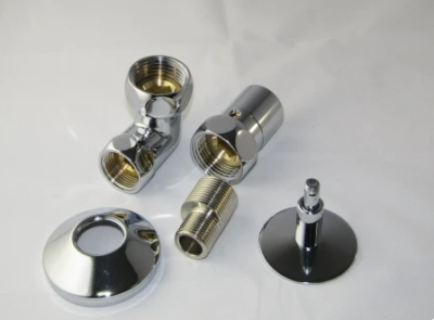 Комплект для п/с 3/4"ВРх1/2"НР с экцентр.,отражат. Комплект для п/с 3/4"ВРх1/2"НР с экцентр.,отражат.